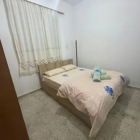 بيت للعطل Grandmother's House *