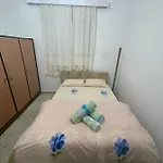 Grandmother's House 파마구스타