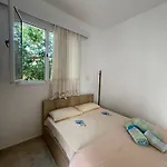 Grandmother's House 펜션 파마구스타