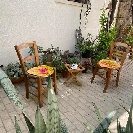 Дом отдыха Grandmother's House Фамагуста